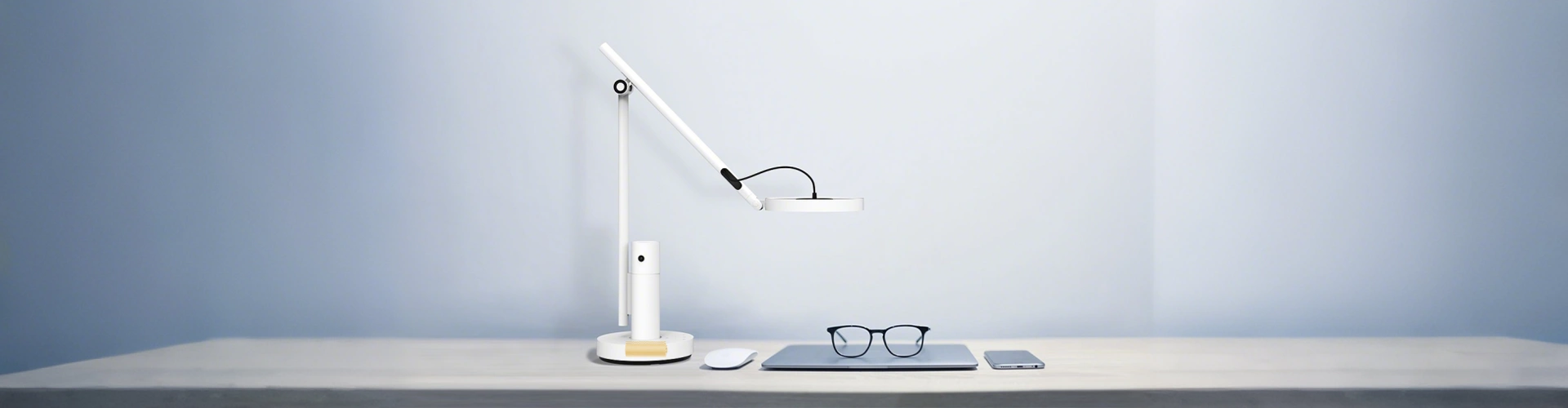Smart lighting revolution battery technology empowers green lighting