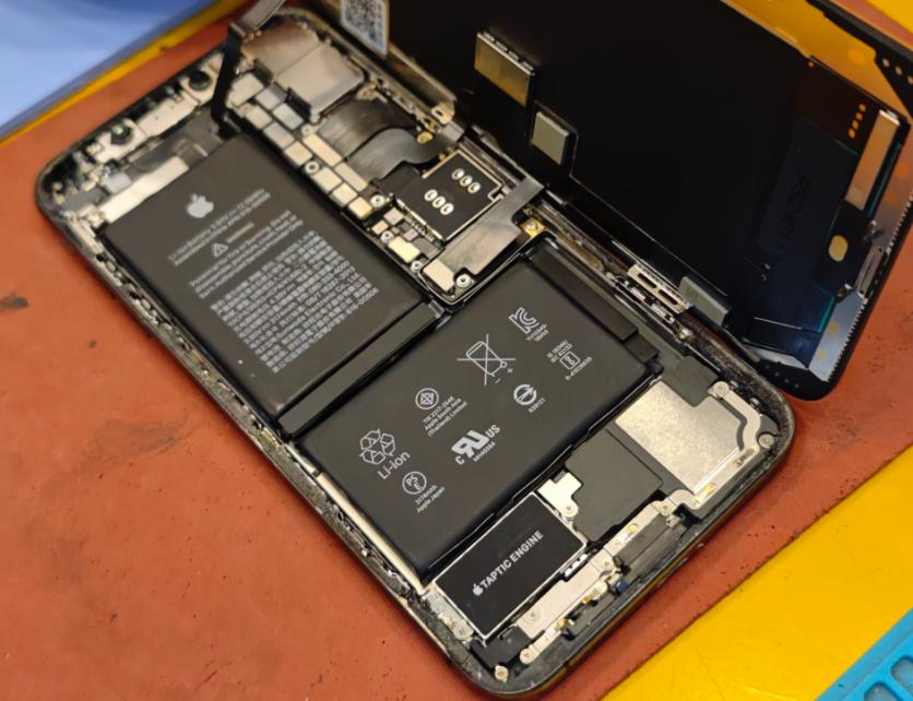 iPhone X Internal Diagram