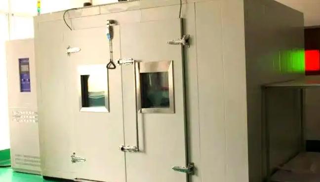 Temperature shock test chamber