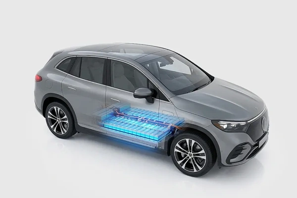 Why Different Electric Vehicles Use Different Traction Batteries